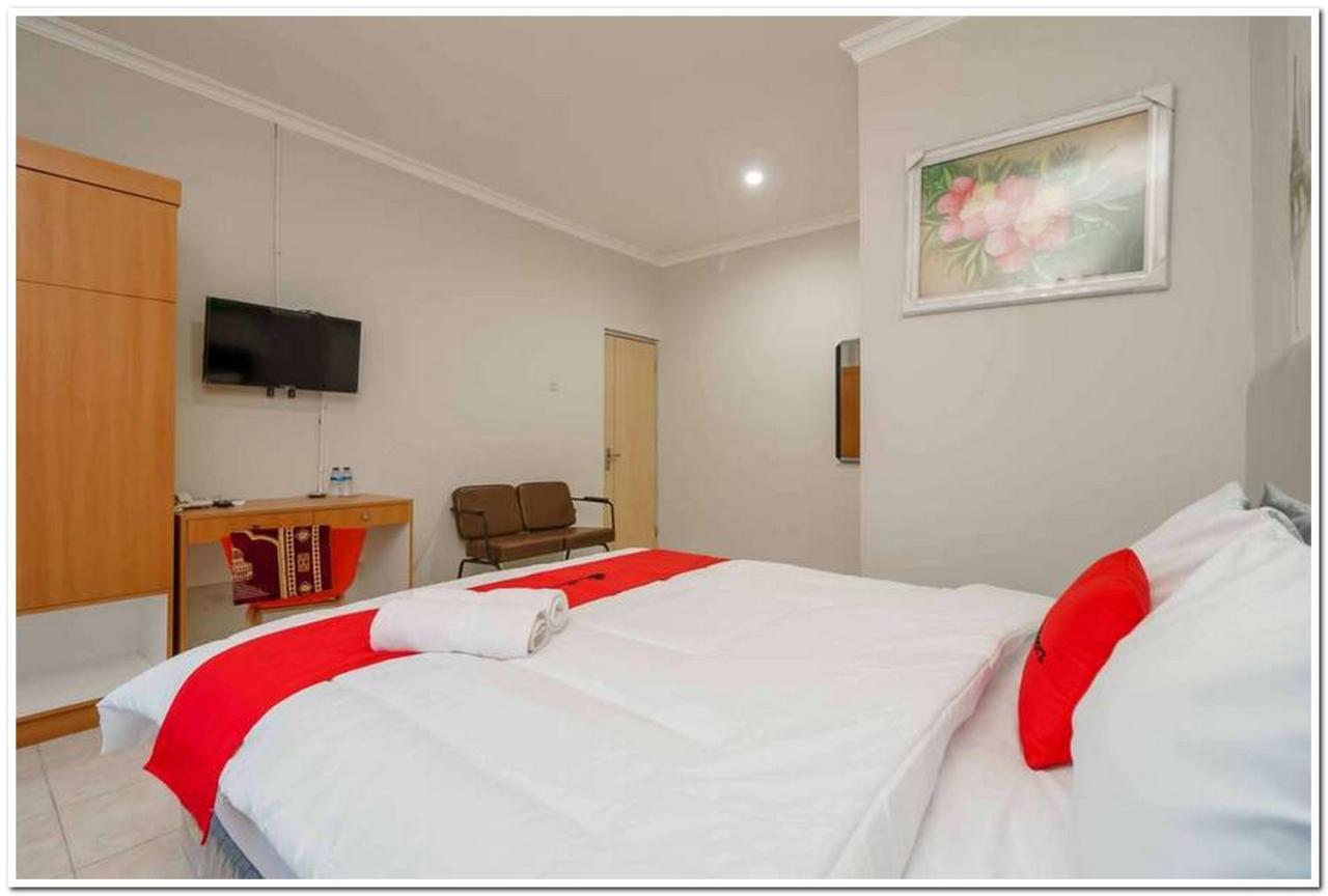 Reddoorz Near Jiexpo Kemayoran 2 Jakarta Exterior photo